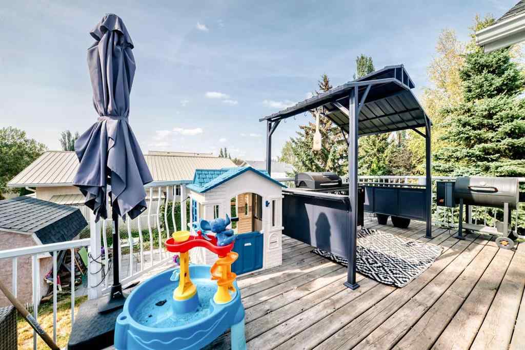 MLS® A2258972 - 6216 Douglas Place  in NONE Olds, Residential