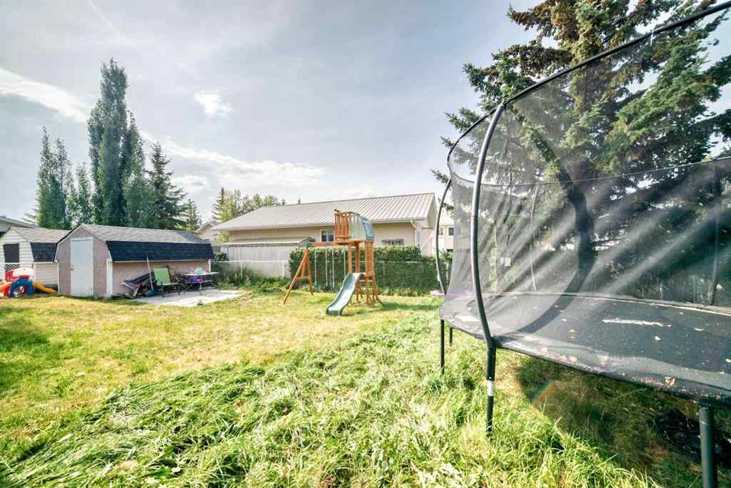 MLS® A2258972 - 6216 Douglas Place  in NONE Olds, Residential