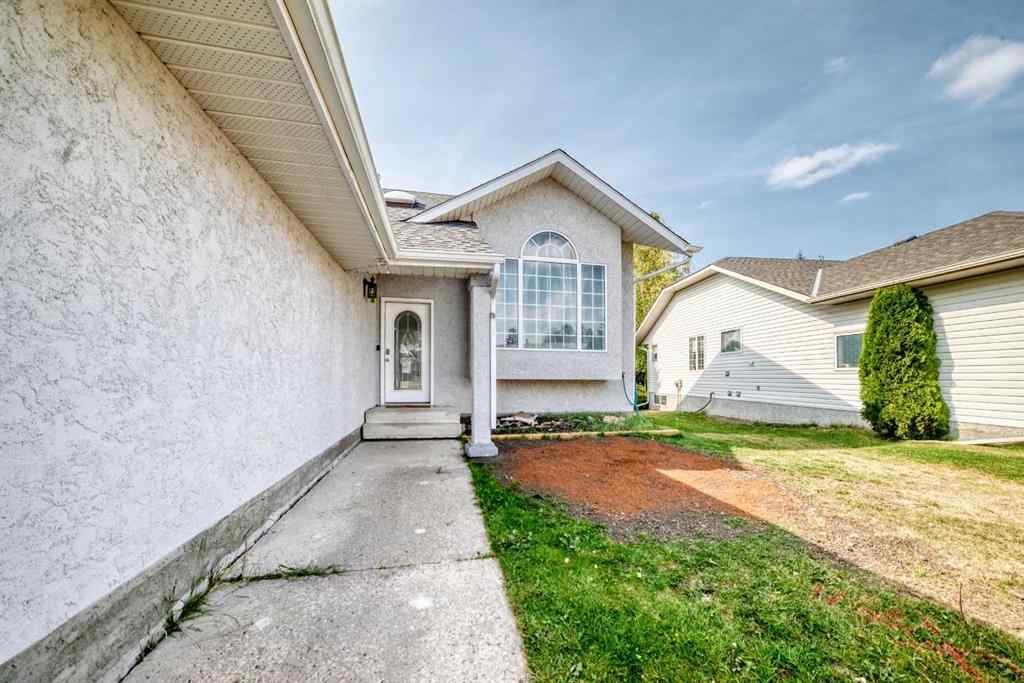 MLS® A2258972 - 6216 Douglas Place  in NONE Olds, Residential