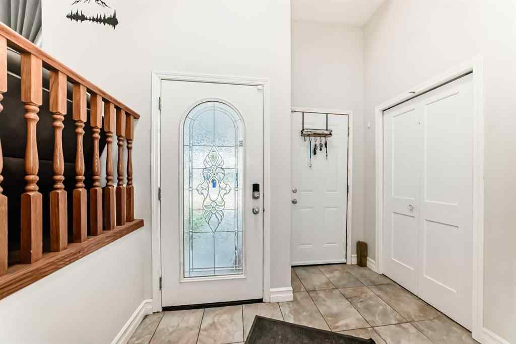 MLS® A2258972 - 6216 Douglas Place  in NONE Olds, Residential