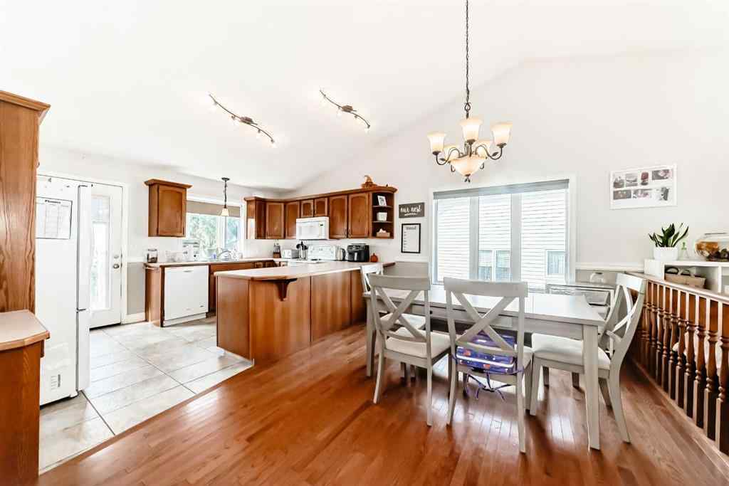 MLS® A2258972 - 6216 Douglas Place  in NONE Olds, Residential