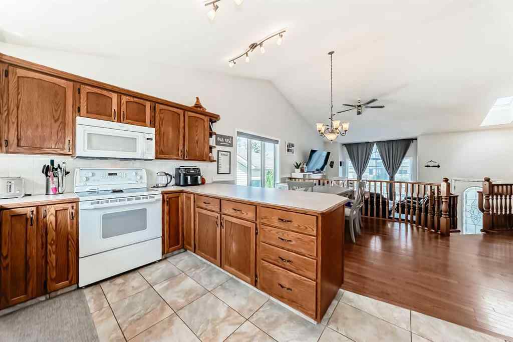 MLS® A2258972 - 6216 Douglas Place  in NONE Olds, Residential