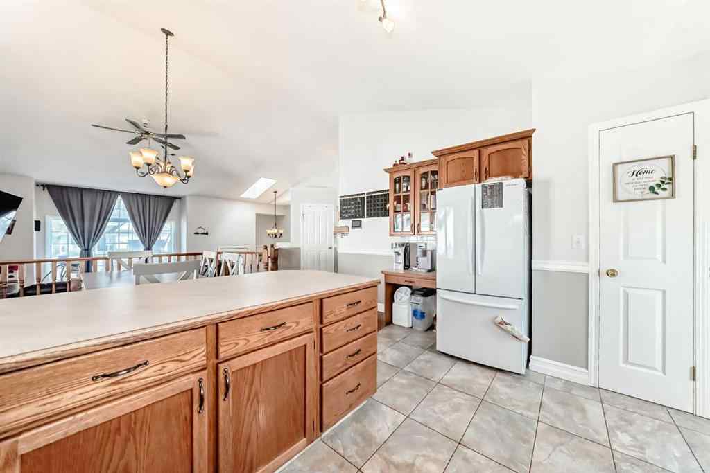 MLS® A2258972 - 6216 Douglas Place  in NONE Olds, Residential