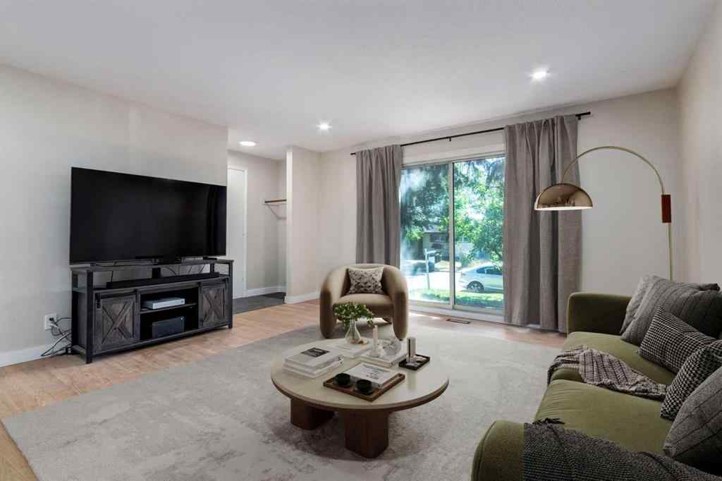 MLS® A2258978 - 840 Raynard Crescent SE in Albert Park/Radisson Heights Calgary, Residential