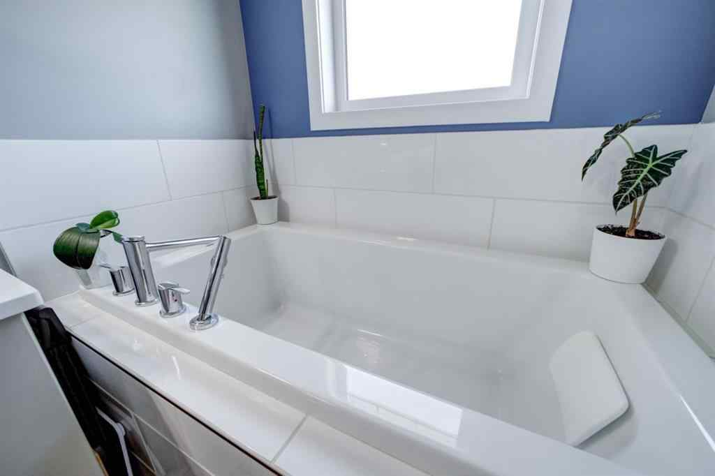 MLS® A2258981 - 59 Sixmile Road S in Southgate Lethbridge, Residential