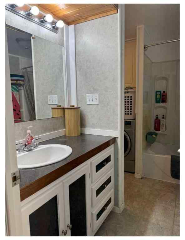 MLS® A2258982 - Unit ##17 6834 59 Avenue  in Glendale Red Deer, Mobile