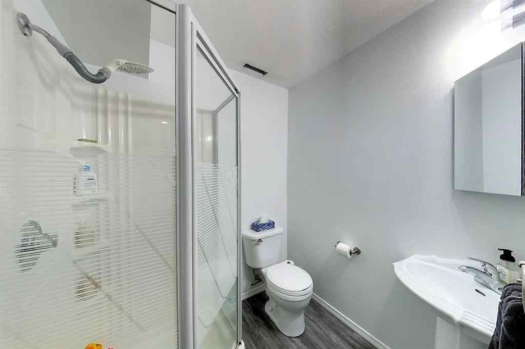 MLS® A2258983 - 5703 9 Avenue  in Edson Edson, Residential