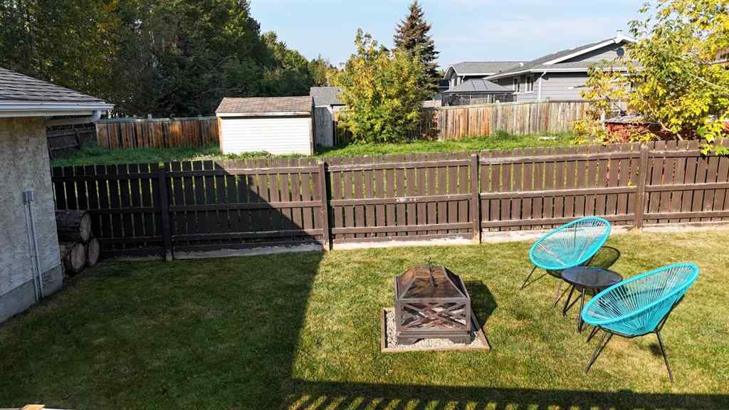 MLS® A2258983 - 5703 9 Avenue  in Edson Edson, Residential