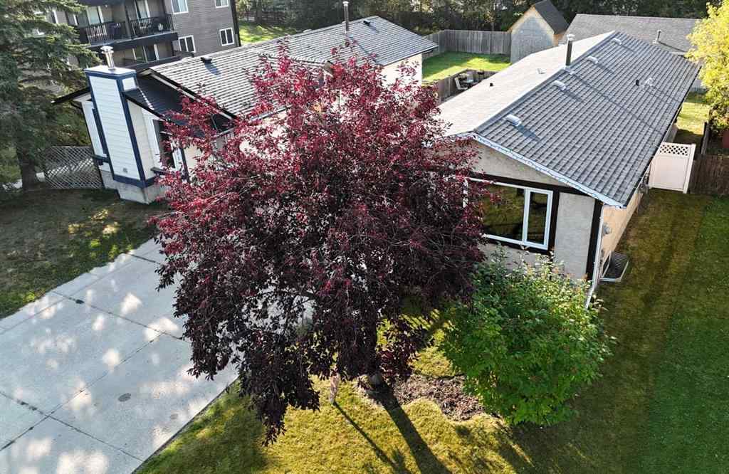 MLS® A2258983 - 5703 9 Avenue  in Edson Edson, Residential