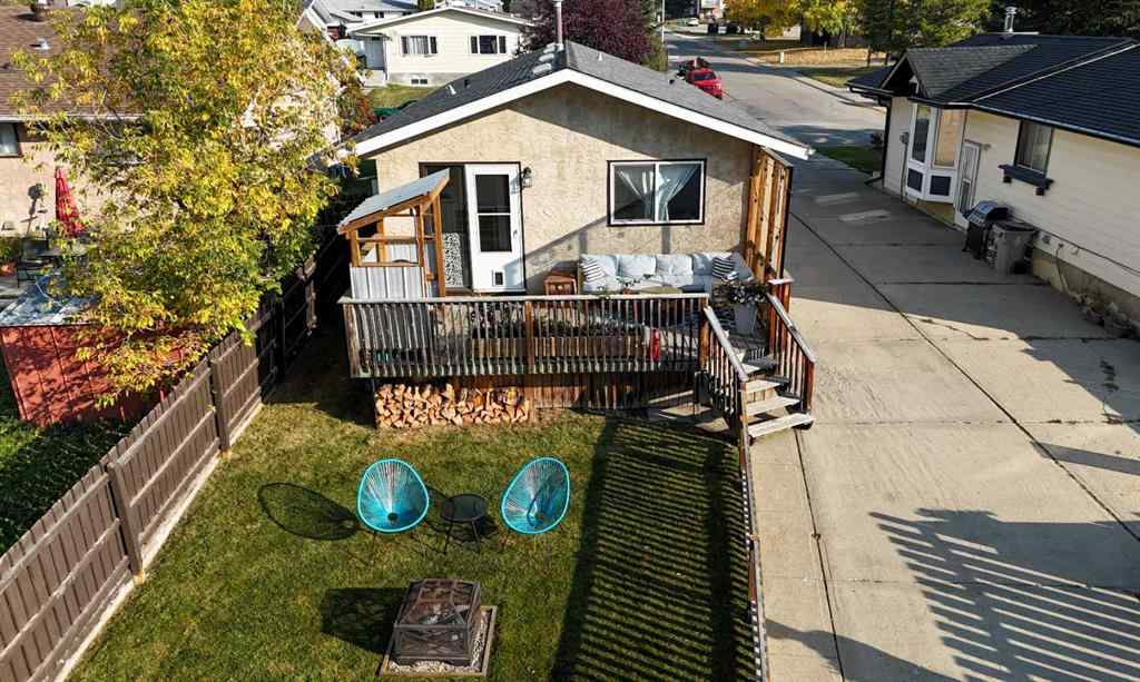 MLS® A2258983 - 5703 9 Avenue  in Edson Edson, Residential