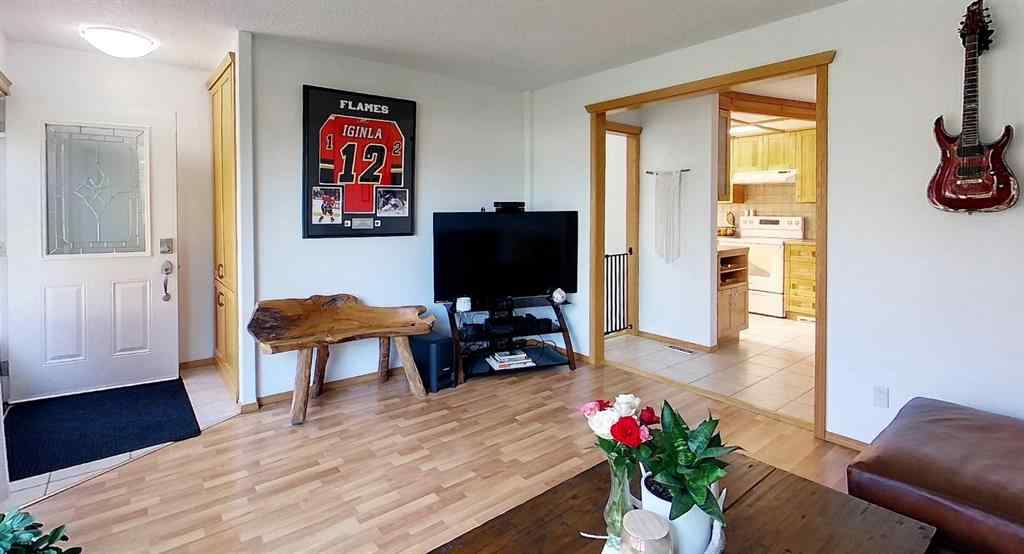 MLS® A2258983 - 5703 9 Avenue  in Edson Edson, Residential