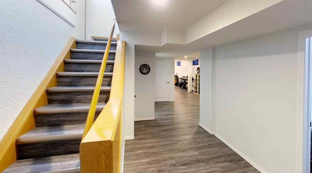 MLS® A2258983 - 5703 9 Avenue  in Edson Edson, Residential