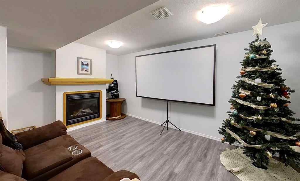 MLS® A2258983 - 5703 9 Avenue  in Edson Edson, Residential