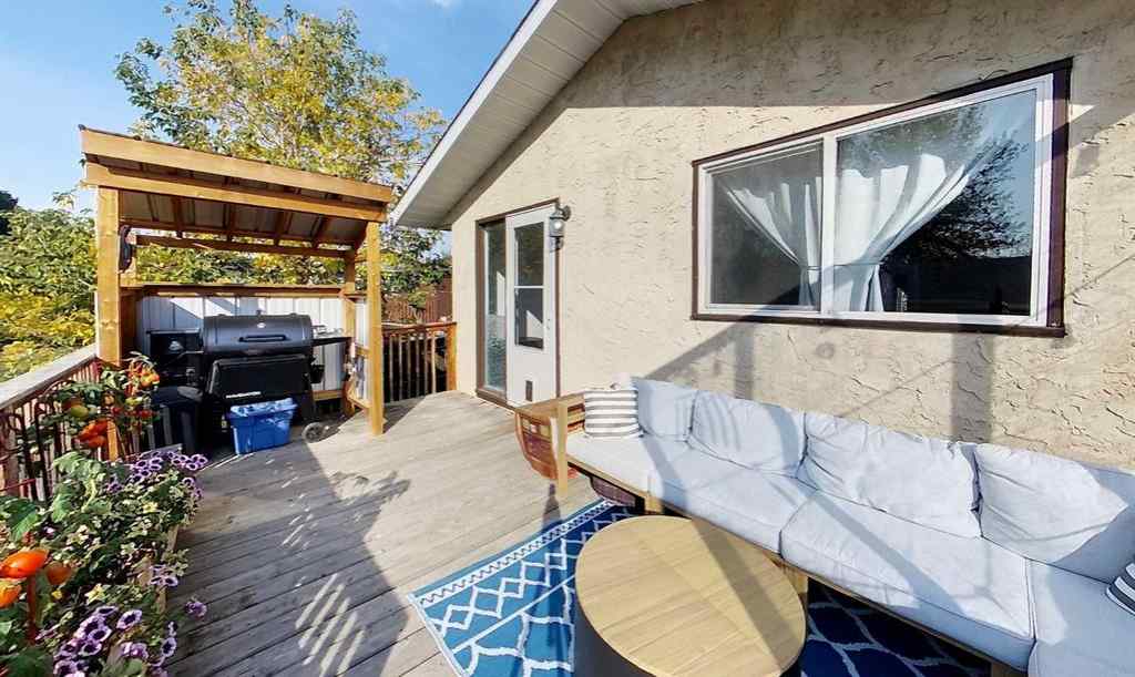 MLS® A2258983 - 5703 9 Avenue  in Edson Edson, Residential