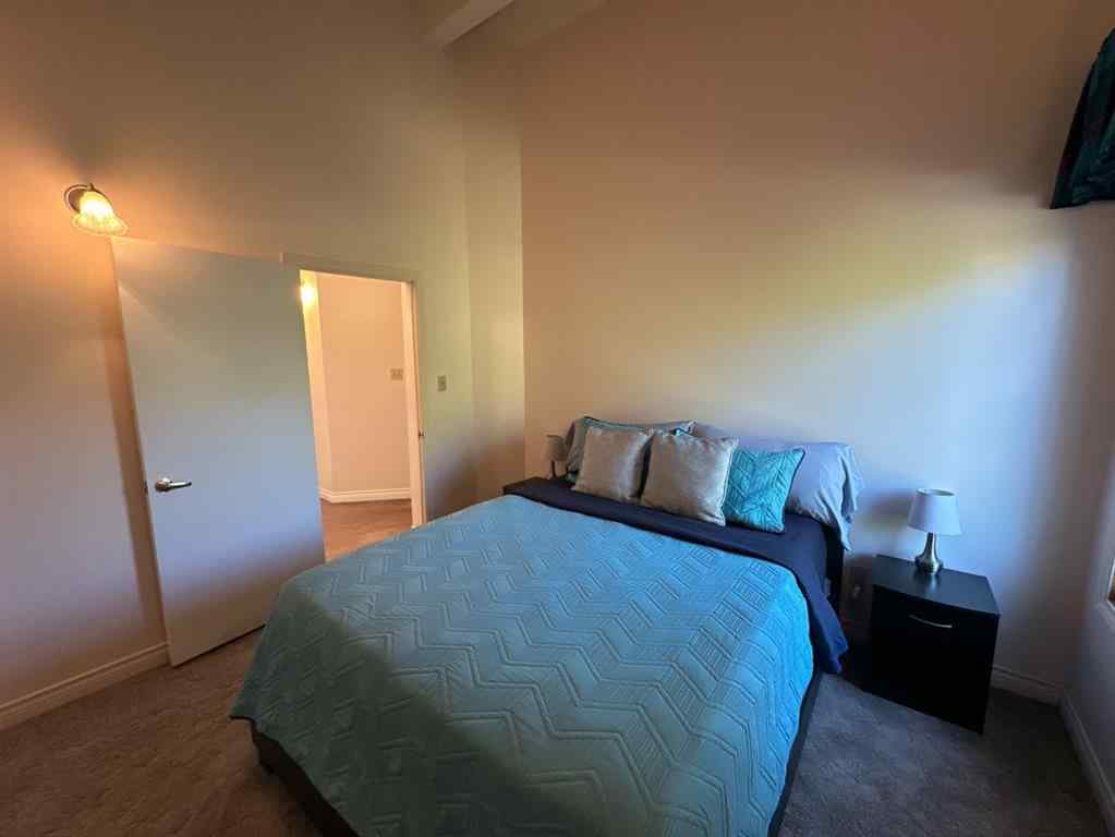 MLS® A2258984 - 11905 91 Street  in Rosedale Peace River, Residential
