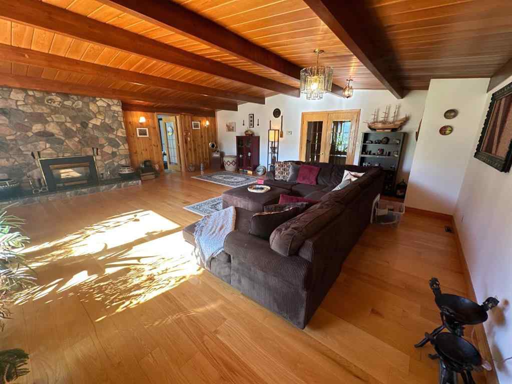 MLS® A2258984 - 11905 91 Street  in Rosedale Peace River, Residential