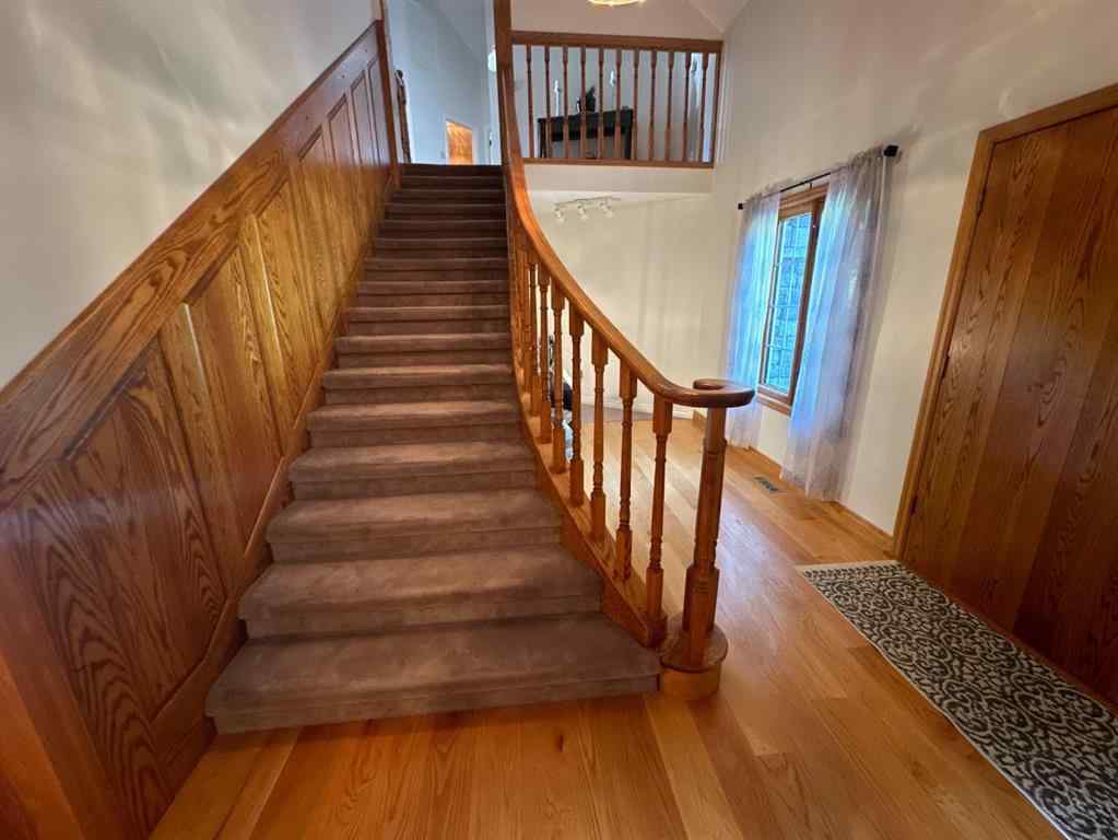 MLS® A2258984 - 11905 91 Street  in Rosedale Peace River, Residential