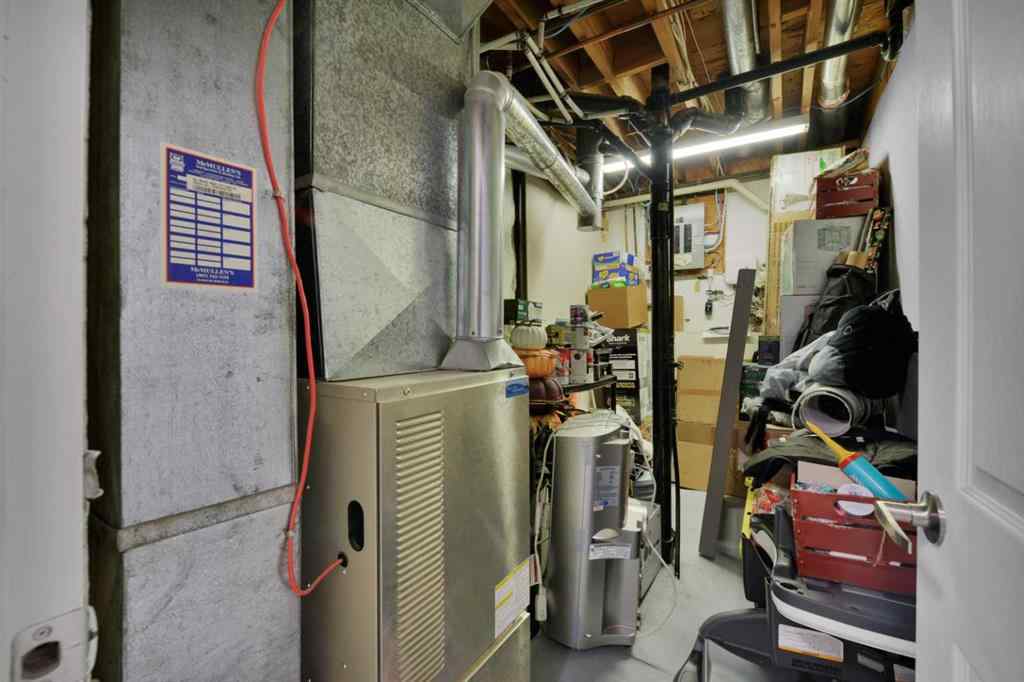 MLS® A2258985 - 5240 40 Street  in Southwest Innisfail Innisfail, Residential