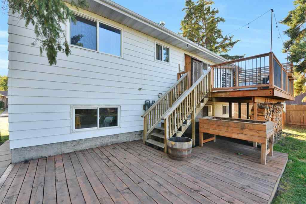 MLS® A2258985 - 5240 40 Street  in Southwest Innisfail Innisfail, Residential