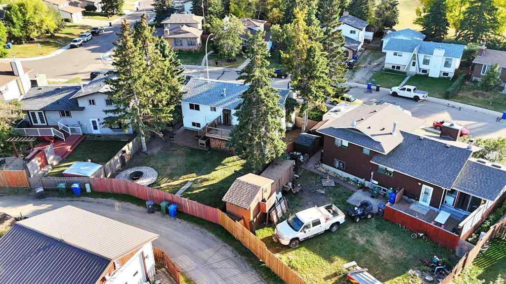 MLS® A2258985 - 5240 40 Street  in Southwest Innisfail Innisfail, Residential