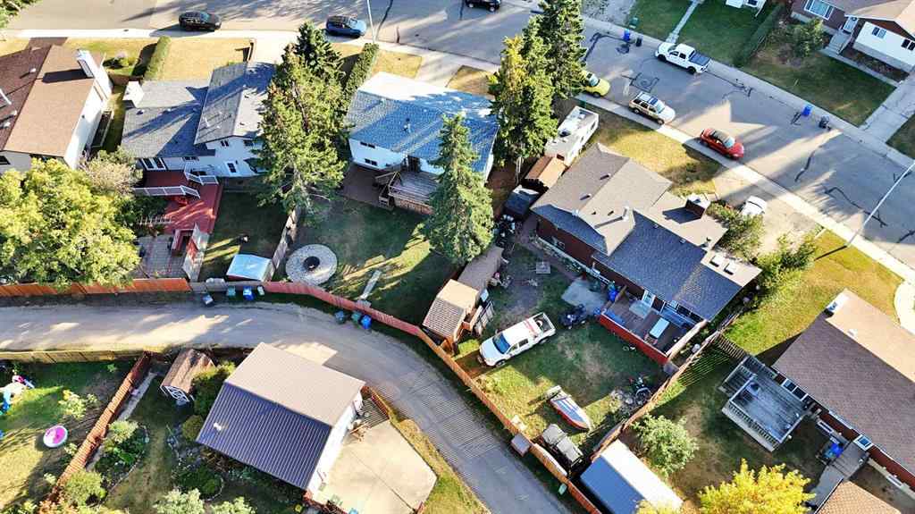 MLS® A2258985 - 5240 40 Street  in Southwest Innisfail Innisfail, Residential