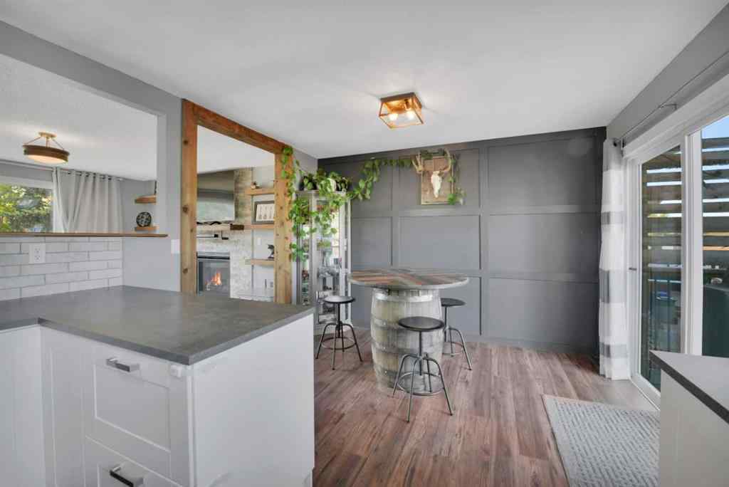 MLS® A2258985 - 5240 40 Street  in Southwest Innisfail Innisfail, Residential