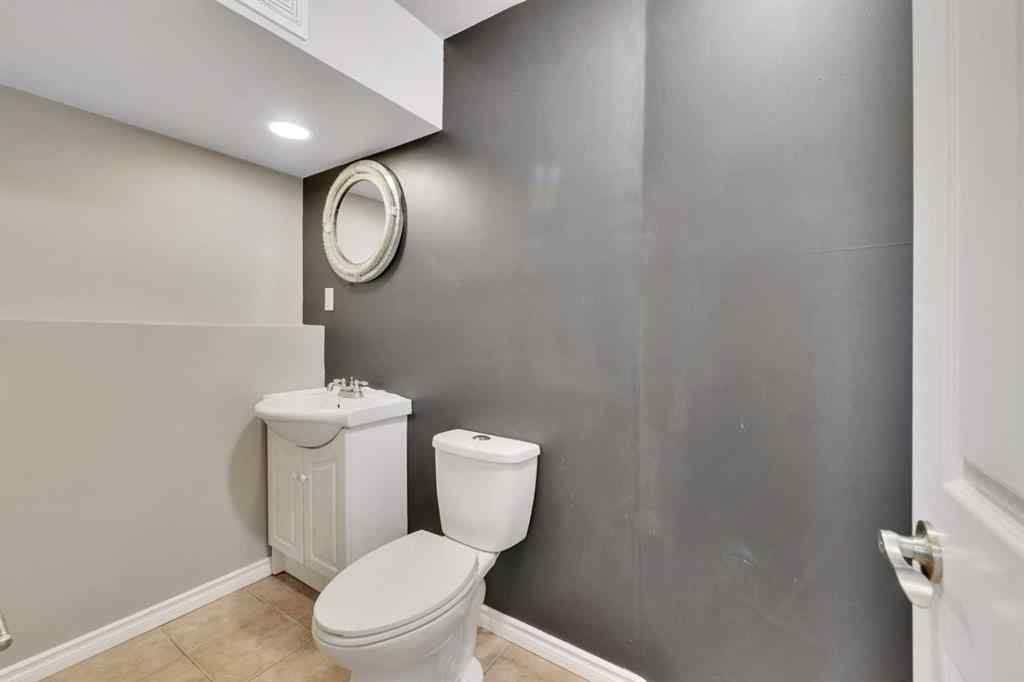 MLS® A2258985 - 5240 40 Street  in Southwest Innisfail Innisfail, Residential