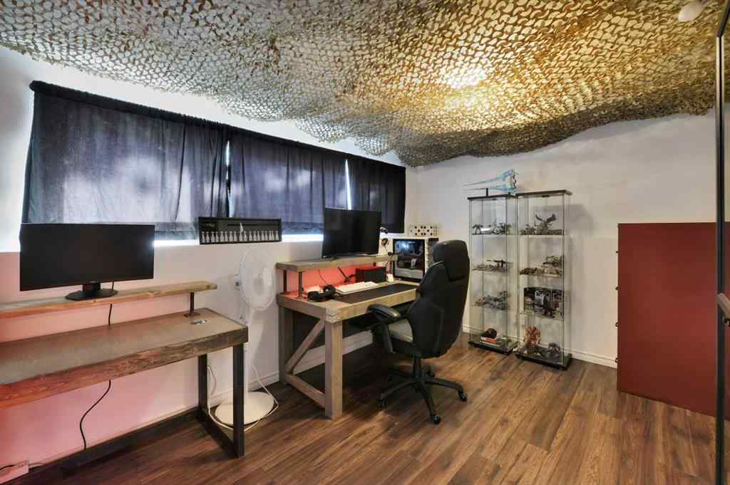 MLS® A2258985 - 5240 40 Street  in Southwest Innisfail Innisfail, Residential