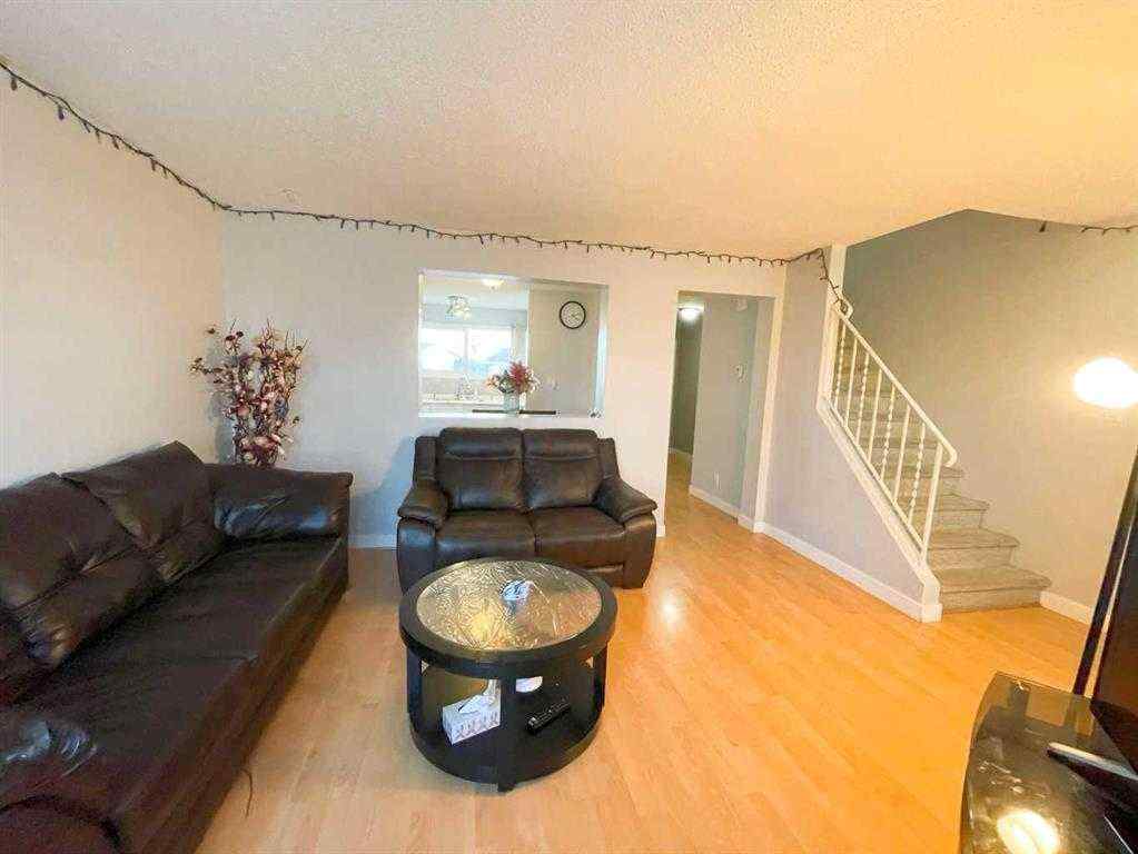MLS® A2259000 - 2038 7 Avenue N in Westminster Lethbridge, Residential