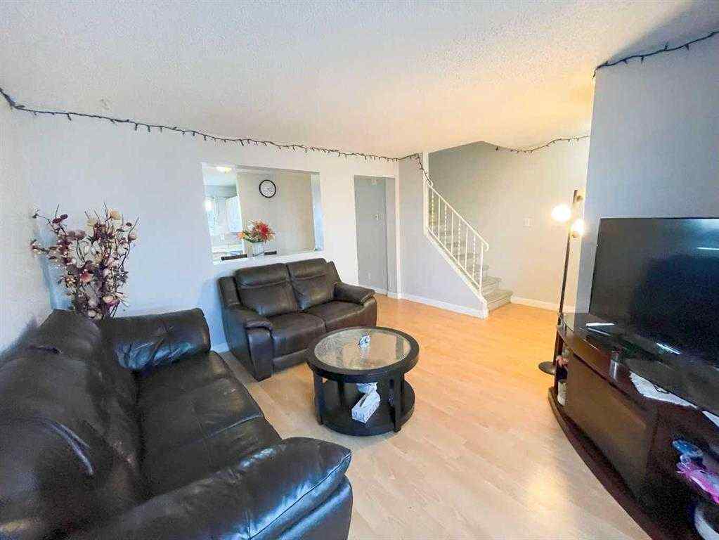MLS® A2259000 - 2038 7 Avenue N in Westminster Lethbridge, Residential