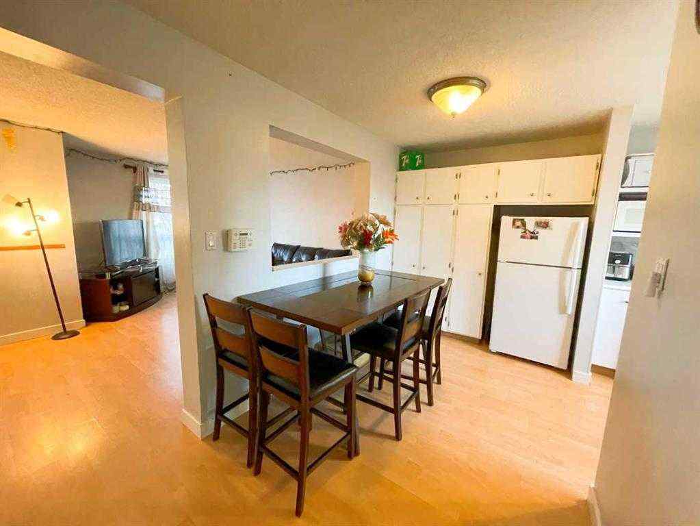 MLS® A2259000 - 2038 7 Avenue N in Westminster Lethbridge, Residential