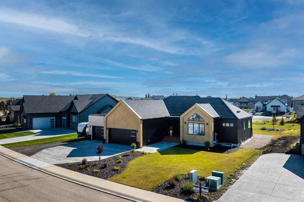 MLS® A2259004 - 19 Monterra Way  in Monterra Rural Rocky View County, Residential