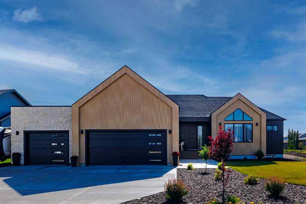 MLS® A2259004 - 19 Monterra Way  in Monterra Rural Rocky View County, Residential
