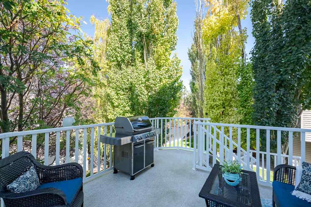 MLS® A2259009 - 100 Coopers Heights SW in Coopers Crossing Airdrie, Residential