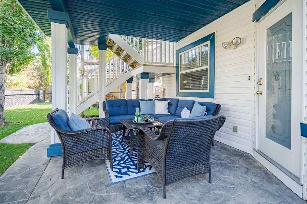 MLS® A2259009 - 100 Coopers Heights SW in Coopers Crossing Airdrie, Residential