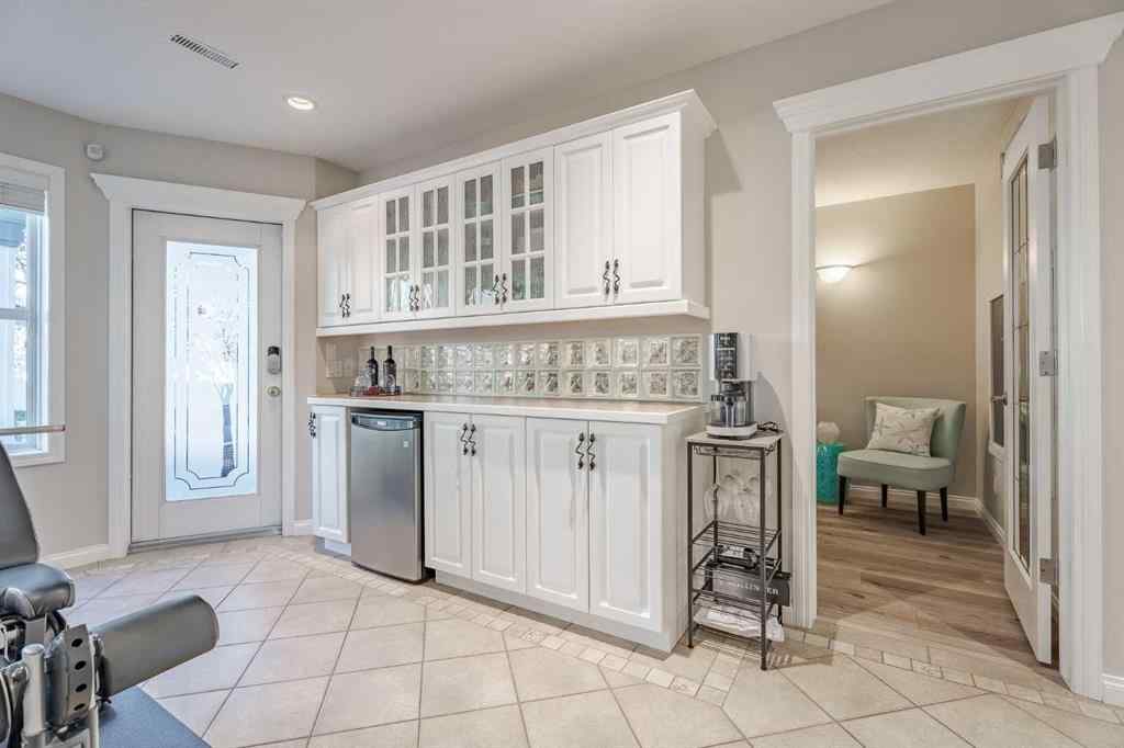 MLS® A2259009 - 100 Coopers Heights SW in Coopers Crossing Airdrie, Residential