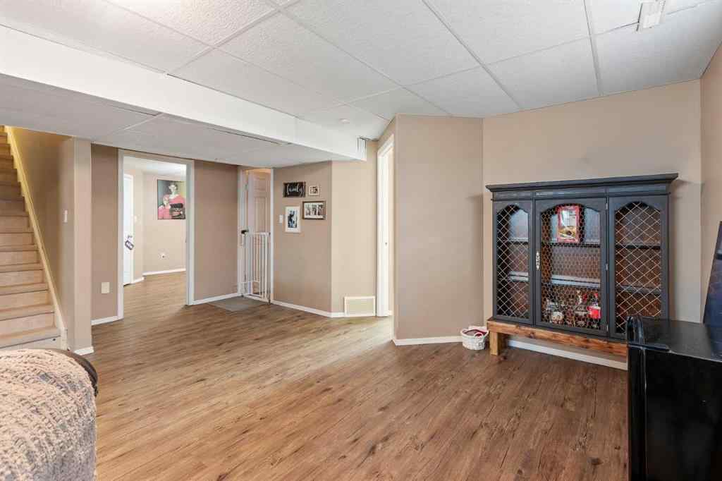 MLS® A2259014 - 2301 52 Avenue  in College Park Lloydminster, Residential