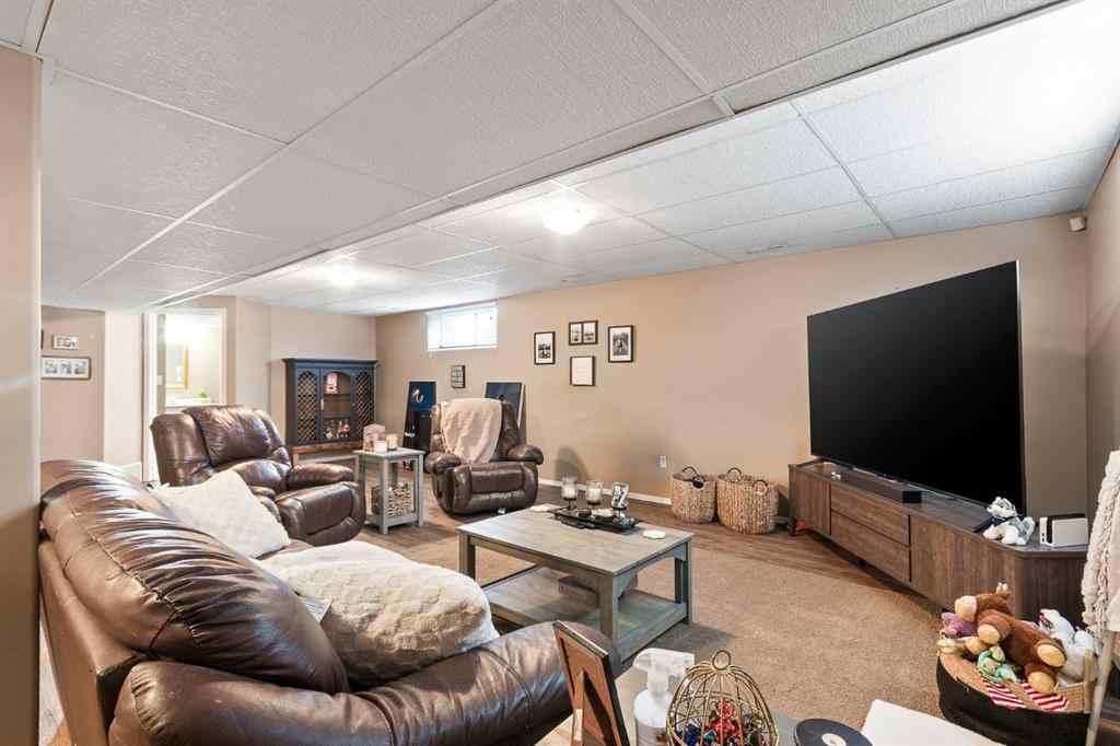 MLS® A2259014 - 2301 52 Avenue  in College Park Lloydminster, Residential