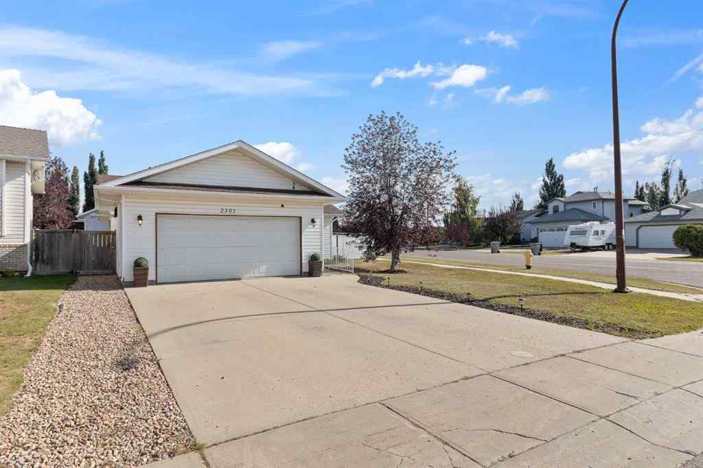 MLS® A2259014 - 2301 52 Avenue  in College Park Lloydminster, Residential