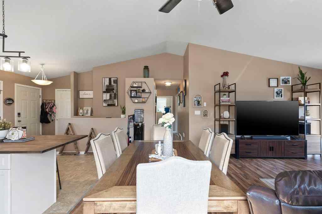 MLS® A2259014 - 2301 52 Avenue  in College Park Lloydminster, Residential