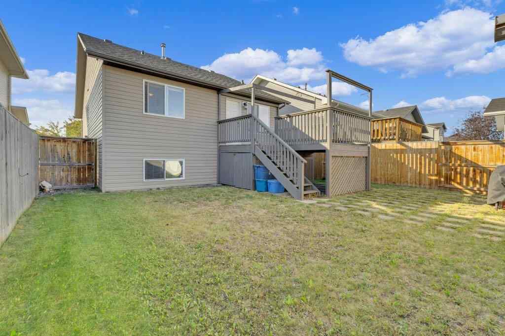 MLS® A2259015 - 132 Vickers Close  in Vanier Woods Red Deer, Residential