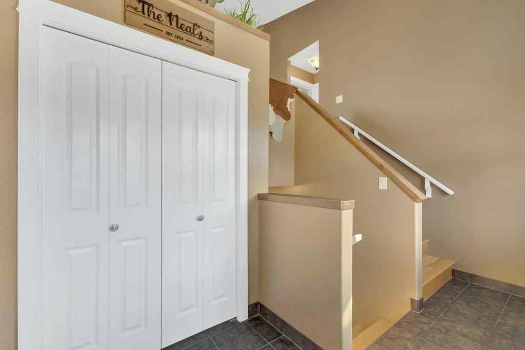 MLS® A2259015 - 132 Vickers Close  in Vanier Woods Red Deer, Residential