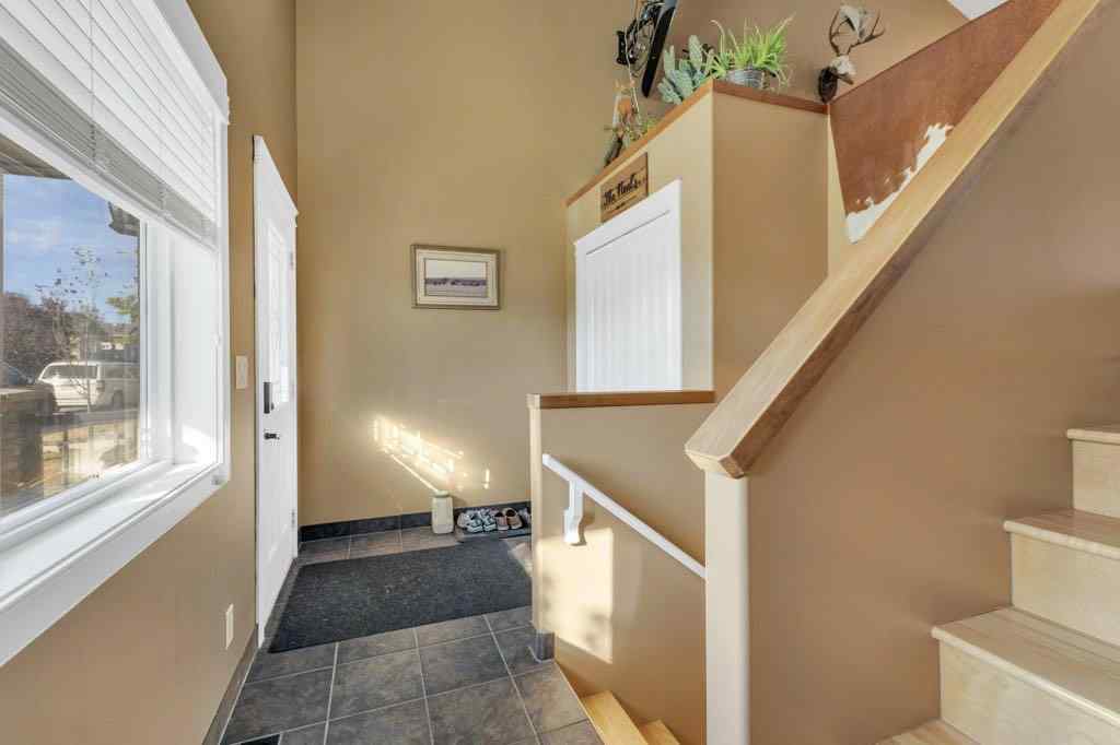 MLS® A2259015 - 132 Vickers Close  in Vanier Woods Red Deer, Residential