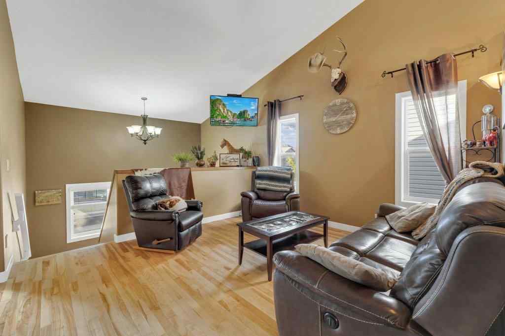 MLS® A2259015 - 132 Vickers Close  in Vanier Woods Red Deer, Residential