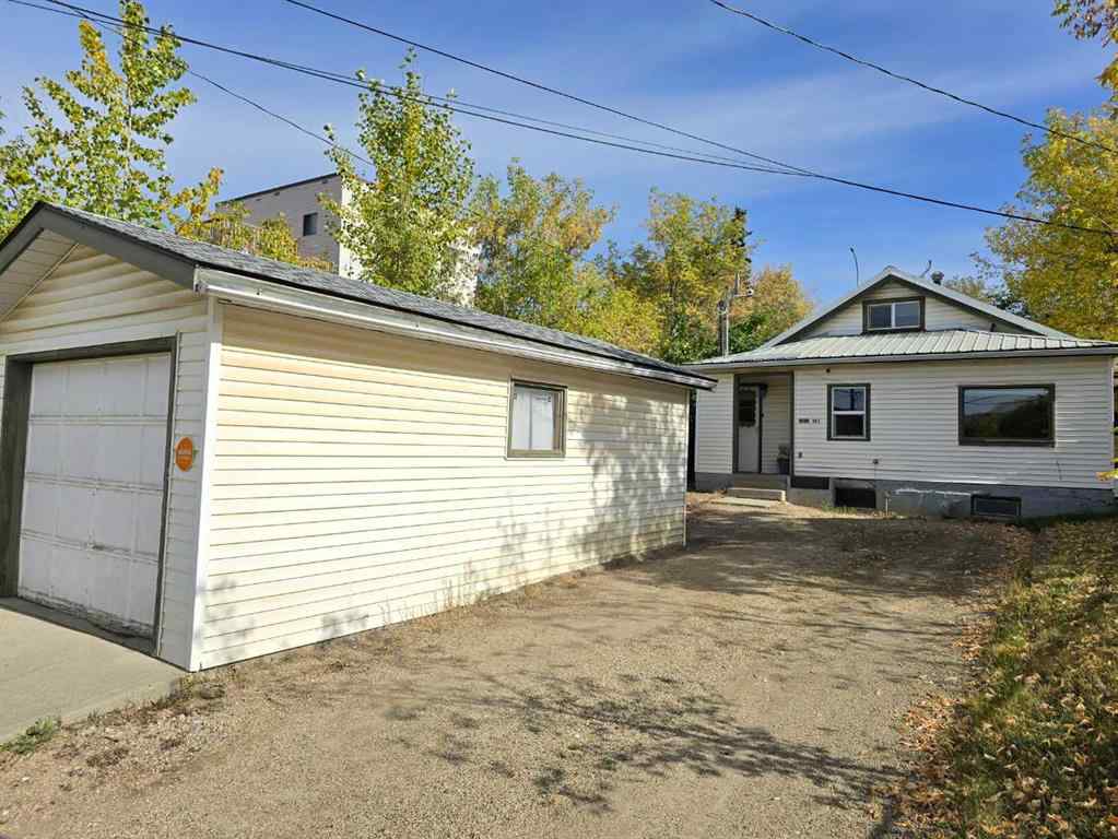 MLS® A2259017 - 9410 98 Street  in Downtown Peace River, Residential