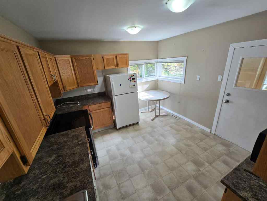 MLS® A2259017 - 9410 98 Street  in Downtown Peace River, Residential