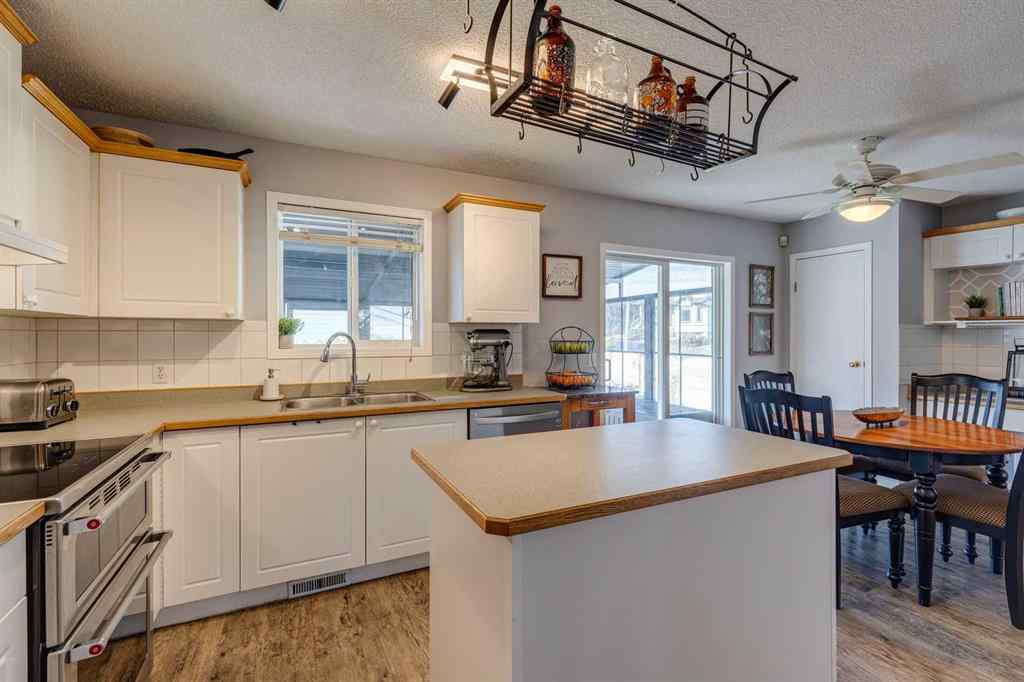 MLS® A2259018 - 201 Citadel Forest Close NW in Citadel Calgary, Residential