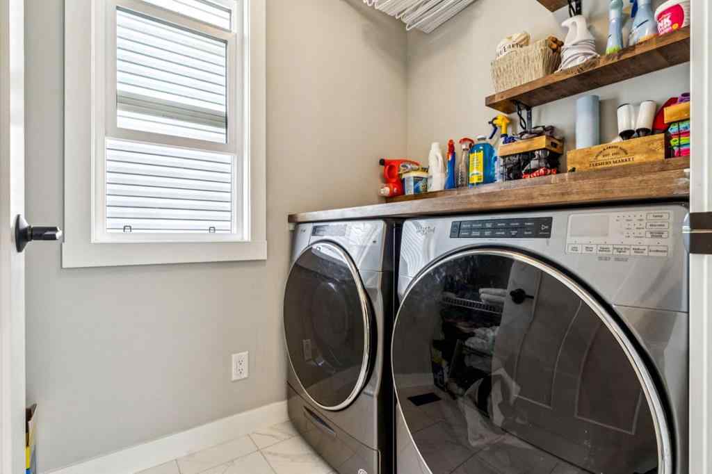 MLS® A2259019 - 832 Chinook Gate Parade SW in Chinook Gate Airdrie, Residential