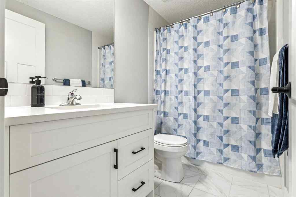 MLS® A2259019 - 832 Chinook Gate Parade SW in Chinook Gate Airdrie, Residential