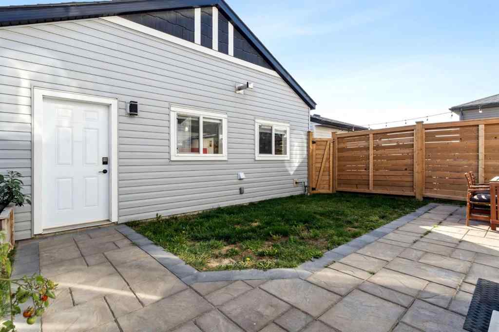 MLS® A2259019 - 832 Chinook Gate Parade SW in Chinook Gate Airdrie, Residential